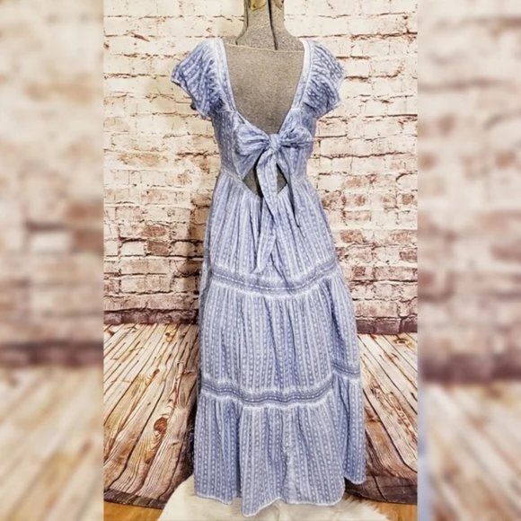 AE Swiss Dot Lace Tiered Ruffle Dress Medium - Picture 2 of 2